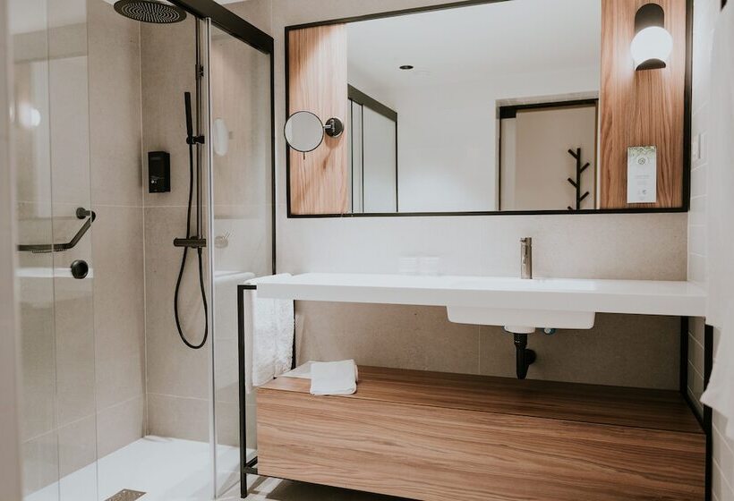 هتل Catalina Plaza Sostenible