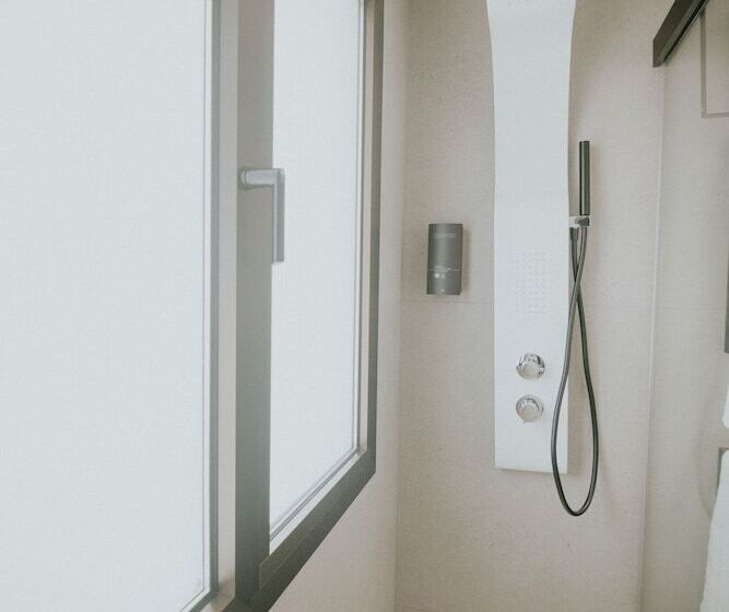 هتل Catalina Plaza Sostenible