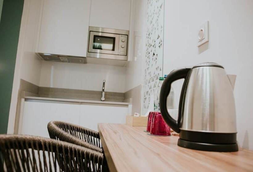 هتل Catalina Plaza Sostenible