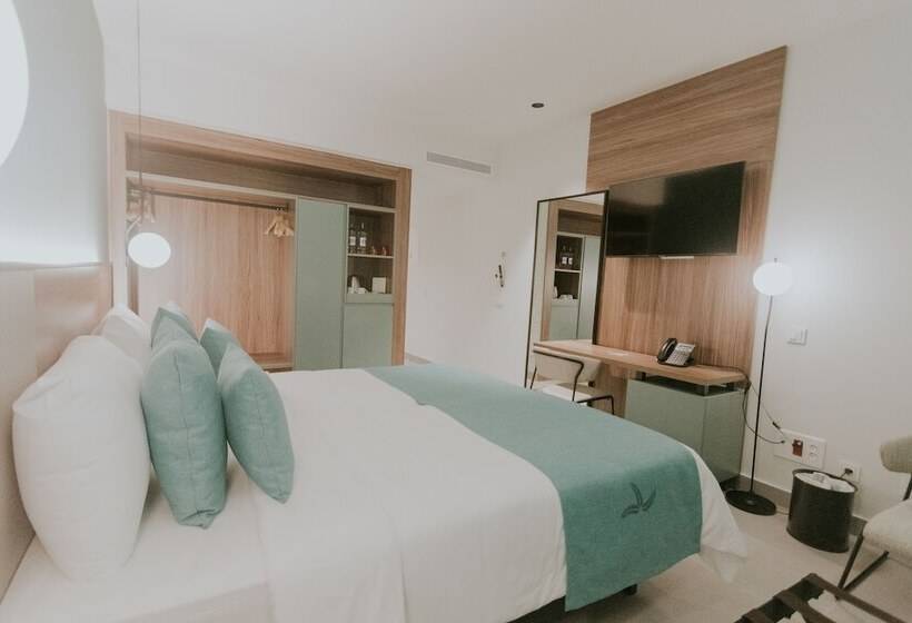 هتل Catalina Plaza Sostenible