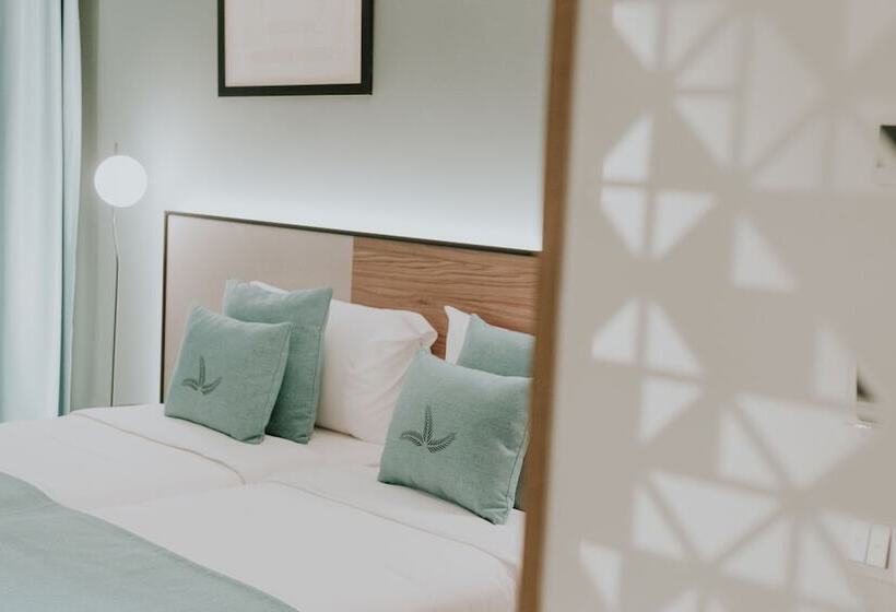 هتل Catalina Plaza Sostenible