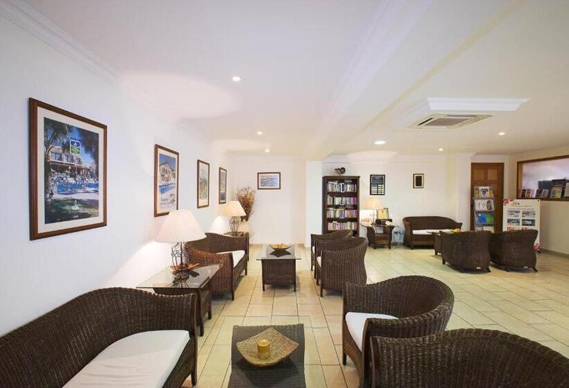 בית מלון כפרי Club Aphrodite