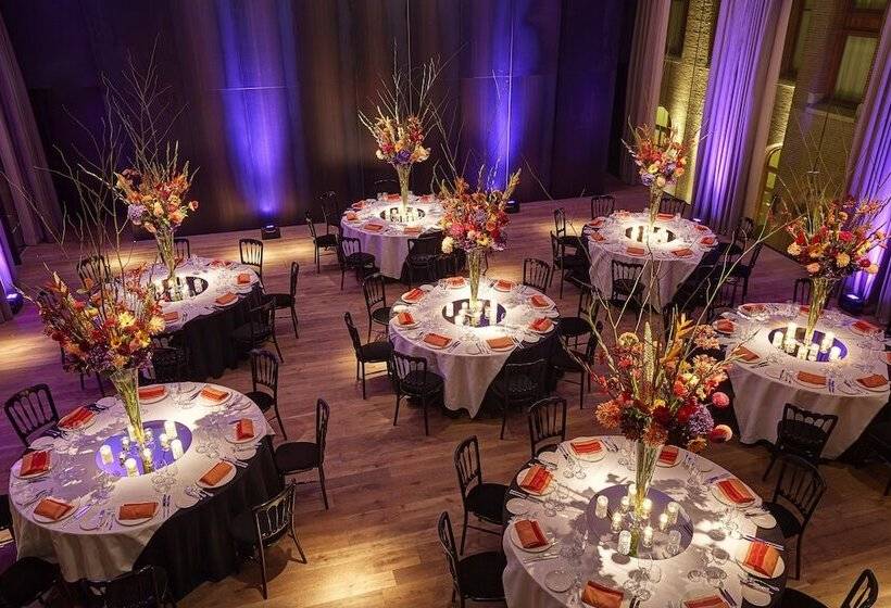 Отель Conservatorium