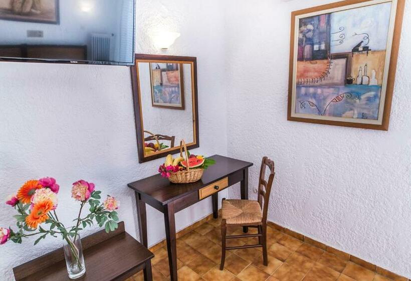 فندق Creta Aquamarine