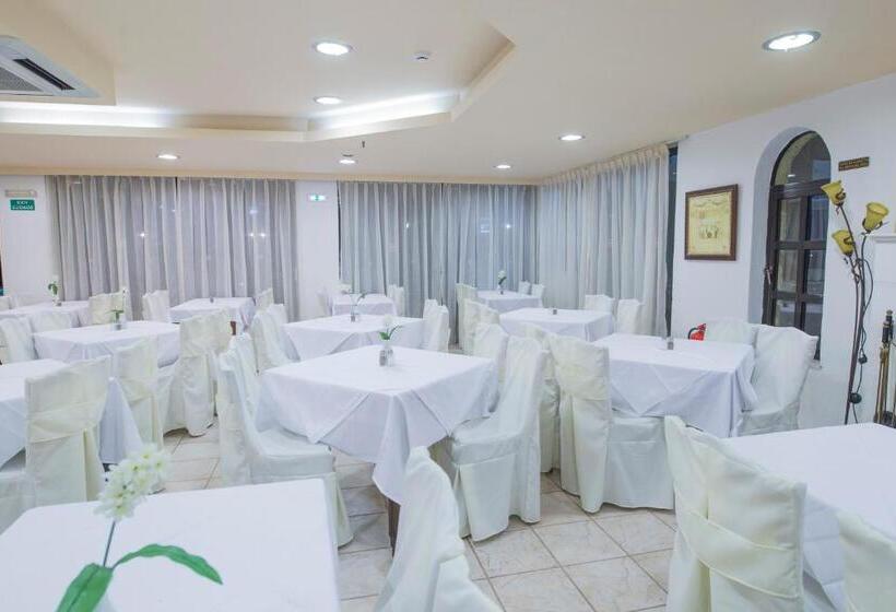 فندق Creta Aquamarine