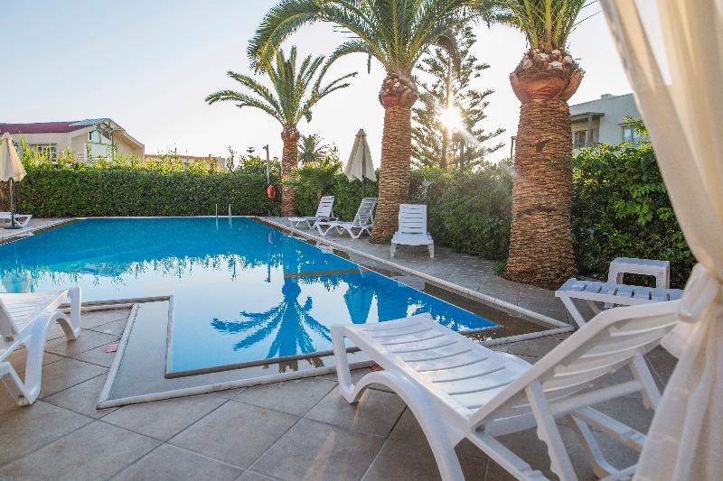 فندق Creta Aquamarine