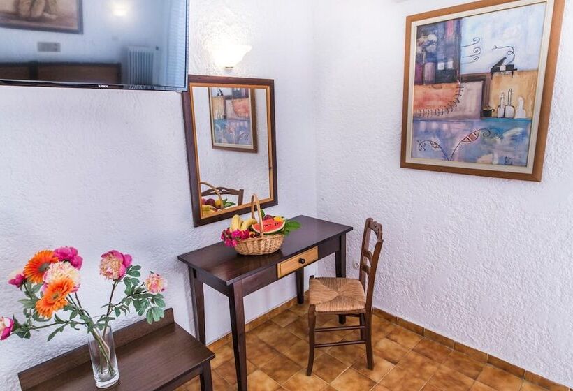 فندق Creta Aquamarine