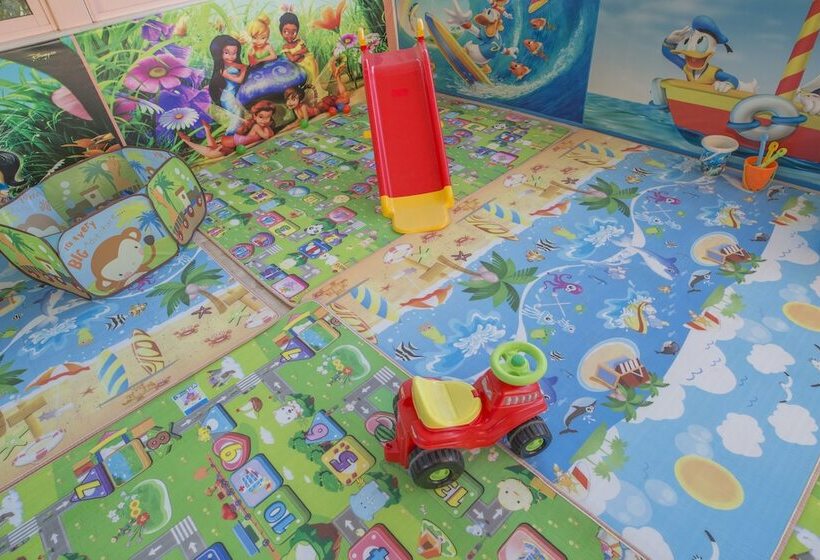 فندق Creta Aquamarine