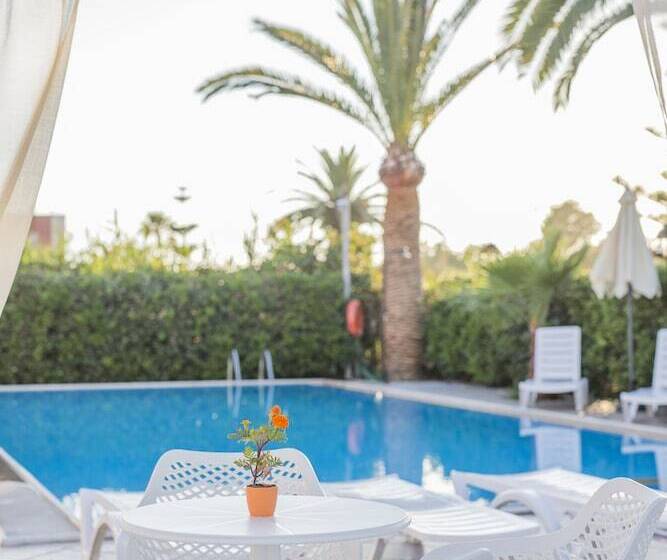 Отель Creta Aquamarine