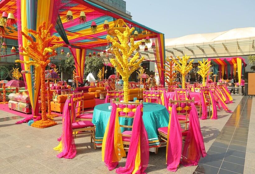 Отель Crowne Plaza New Delhi Rohini, An Ihg