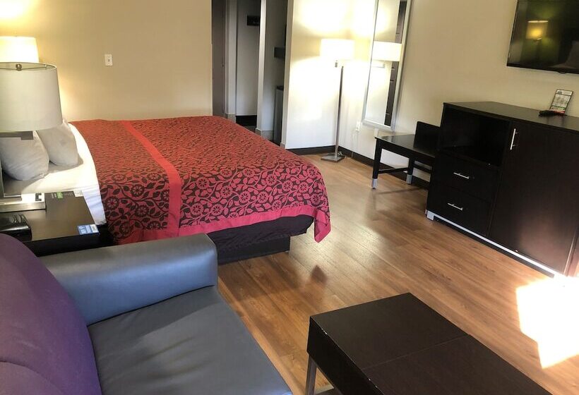 فندق Days Inn & Suites By Wyndham Bonita Springs North Naples