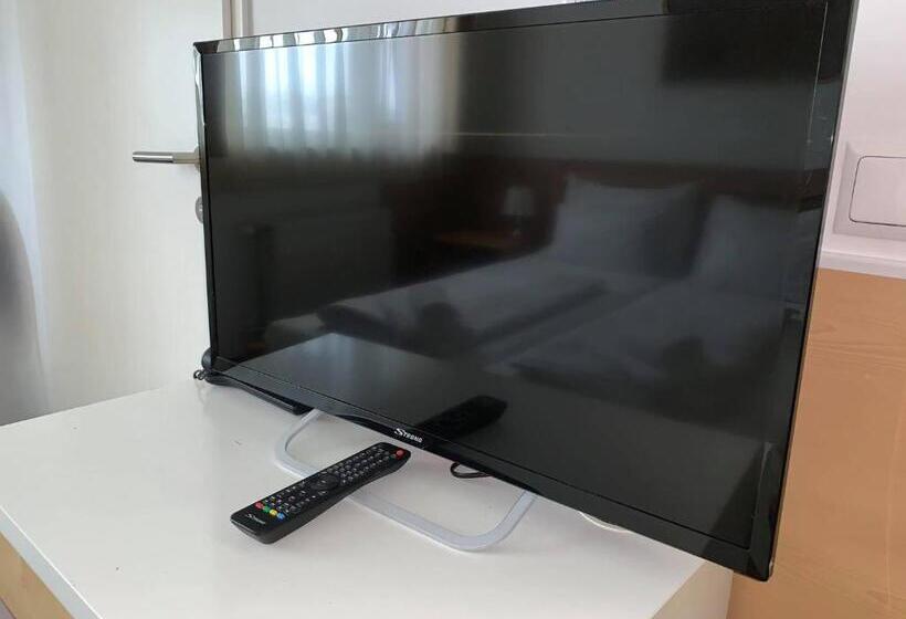 هتل Donaustadt Kagran   At Metro U1