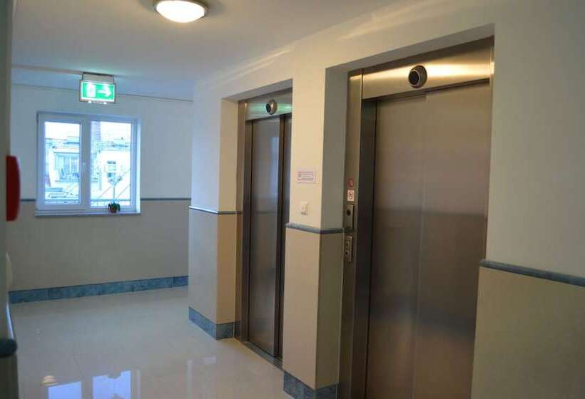 호텔 Donaustadt Kagran At Metro U1