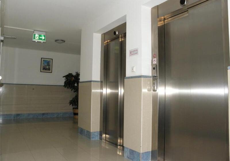 호텔 Donaustadt Kagran At Metro U1