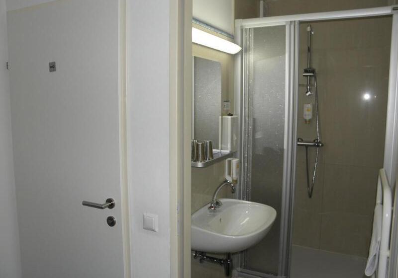 호텔 Donaustadt Kagran At Metro U1