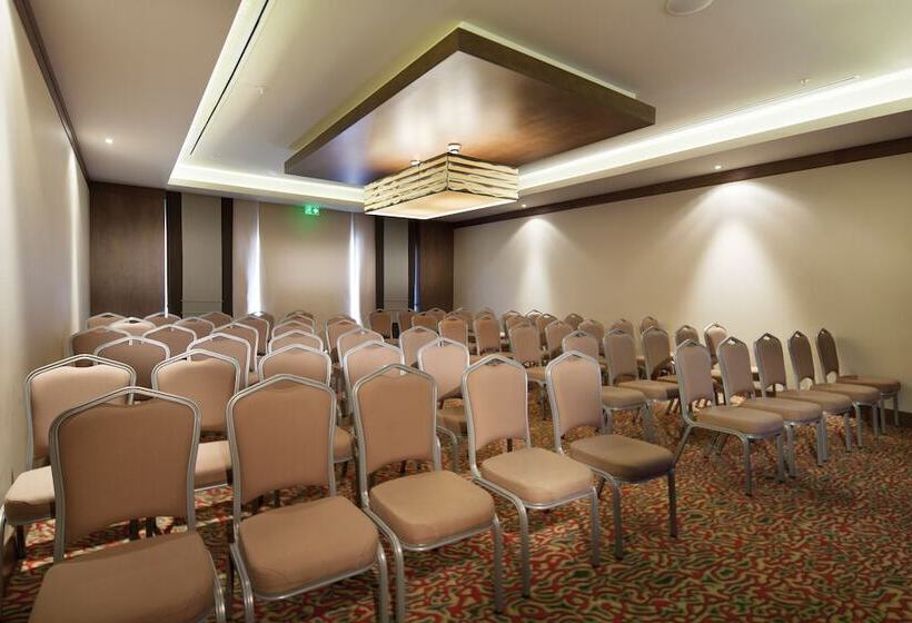 هتل Doubletree By Hilton  Avanos  Cappadocia