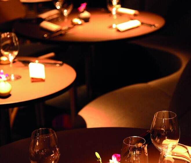 ホテル Elite Eden Park