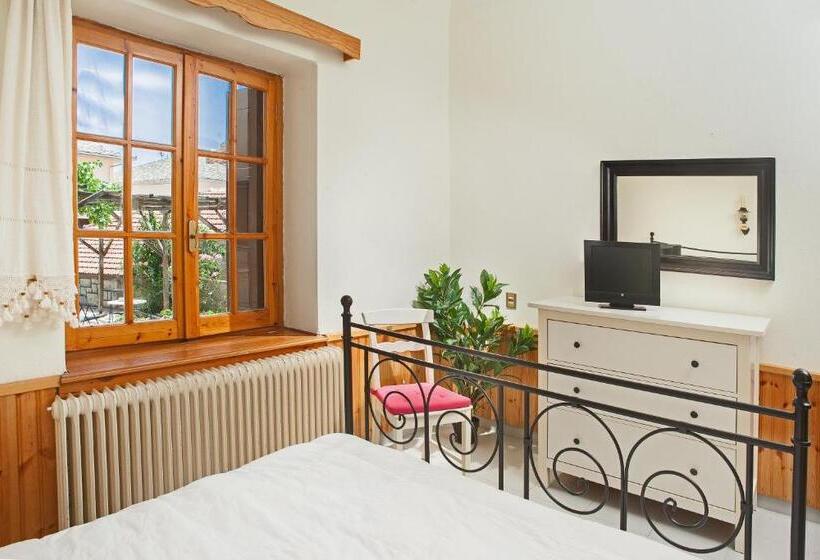 Erofili Hotel And Suites