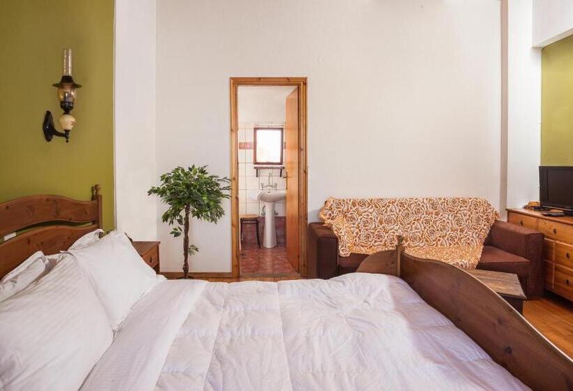 Erofili Hotel And Suites