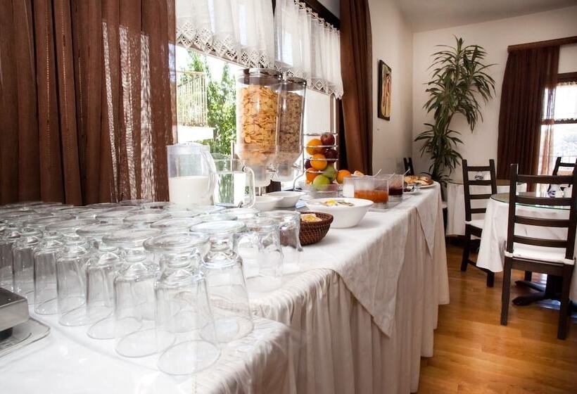 Erofili Hotel And Suites