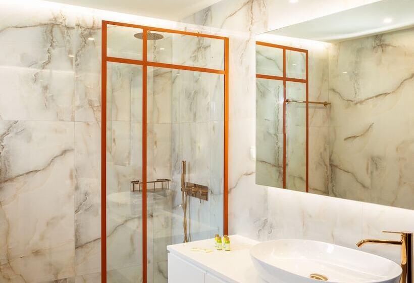 Erofili Hotel And Suites