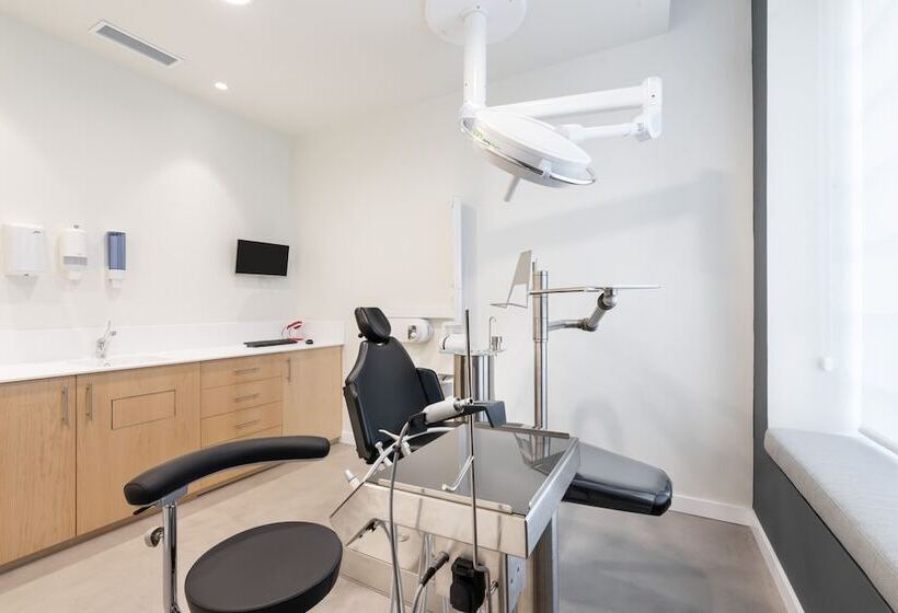 هتل Eurostars Isla De La Toja