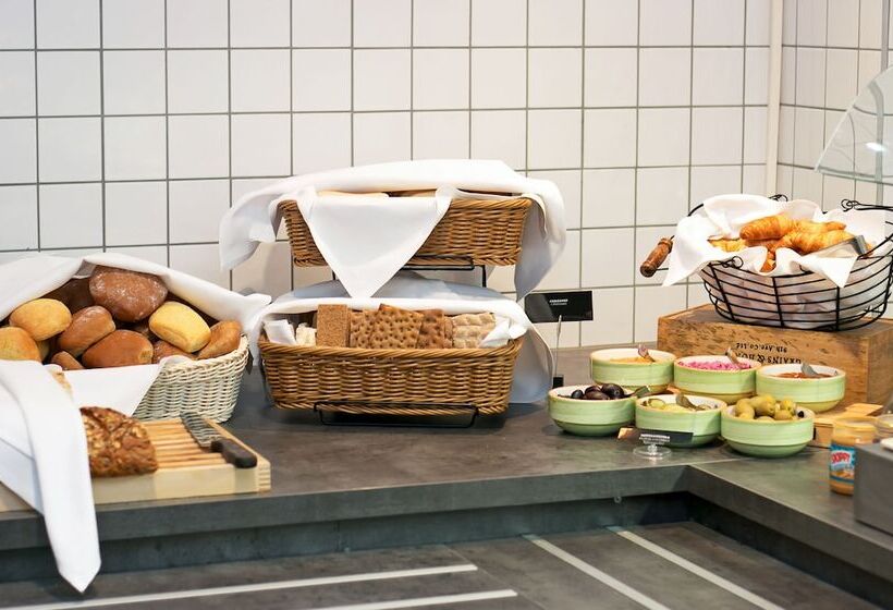 First Hotel Brommaplan