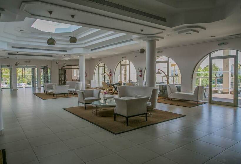 Giannoulis – Almyra Hotel & Village