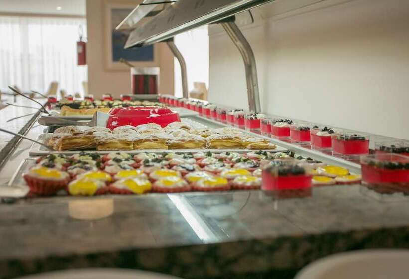 Giannoulis – Almyra Hotel & Village