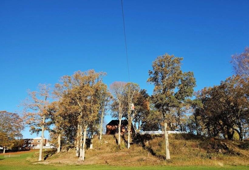 فندق Hehrne Kök & Konferens