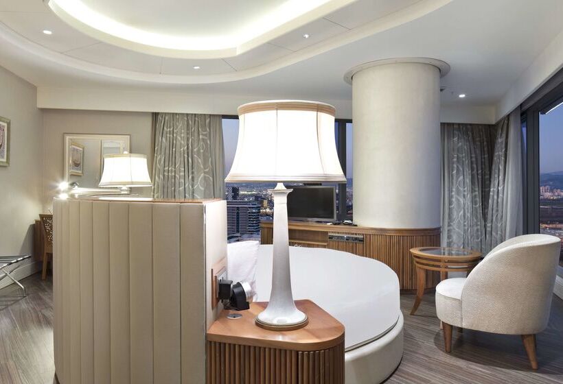 Отель Hilton Bursa Convention Center & Spa