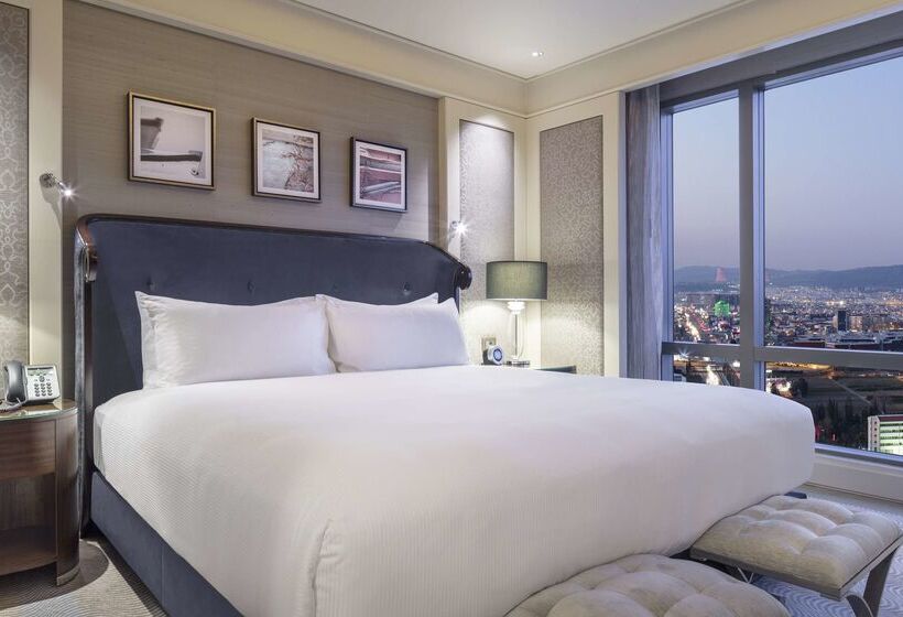 Отель Hilton Bursa Convention Center & Spa
