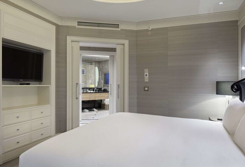 Отель Hilton Bursa Convention Center & Spa