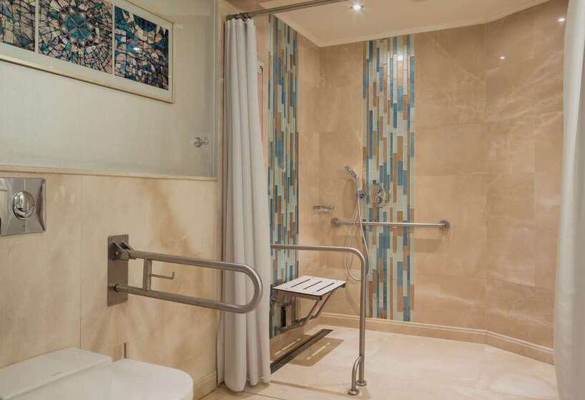 Отель Hilton Bursa Convention Center & Spa