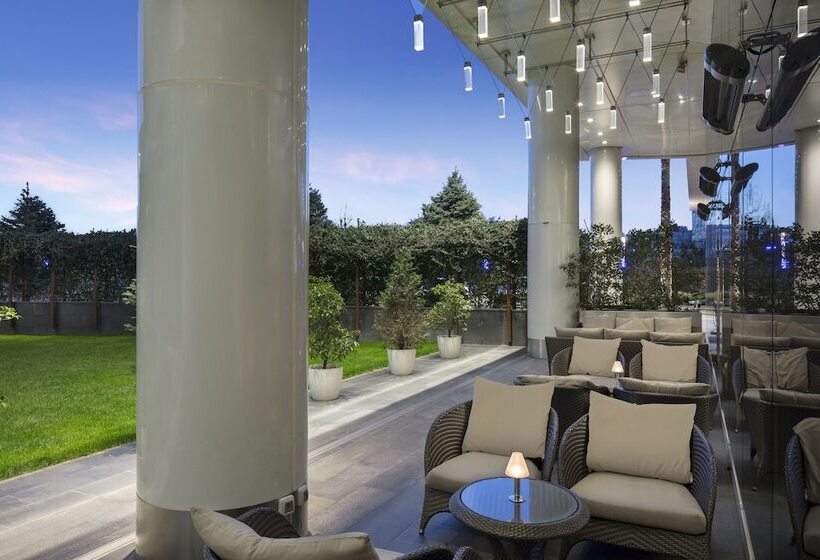 Отель Hilton Bursa Convention Center & Spa