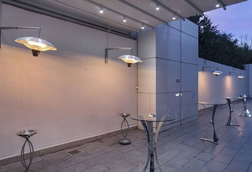 Отель Hilton Bursa Convention Center & Spa