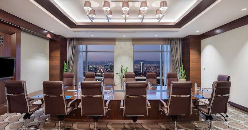 Отель Hilton Bursa Convention Center & Spa