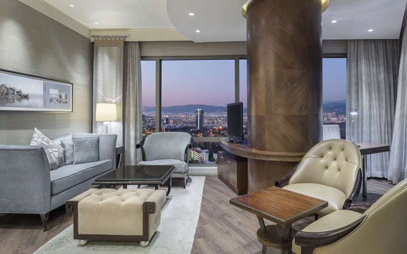 Отель Hilton Bursa Convention Center & Spa