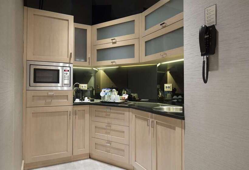 Отель Hilton Bursa Convention Center & Spa