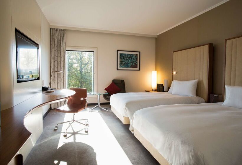 酒店 Hilton London Heathrow Airport Terminal 5