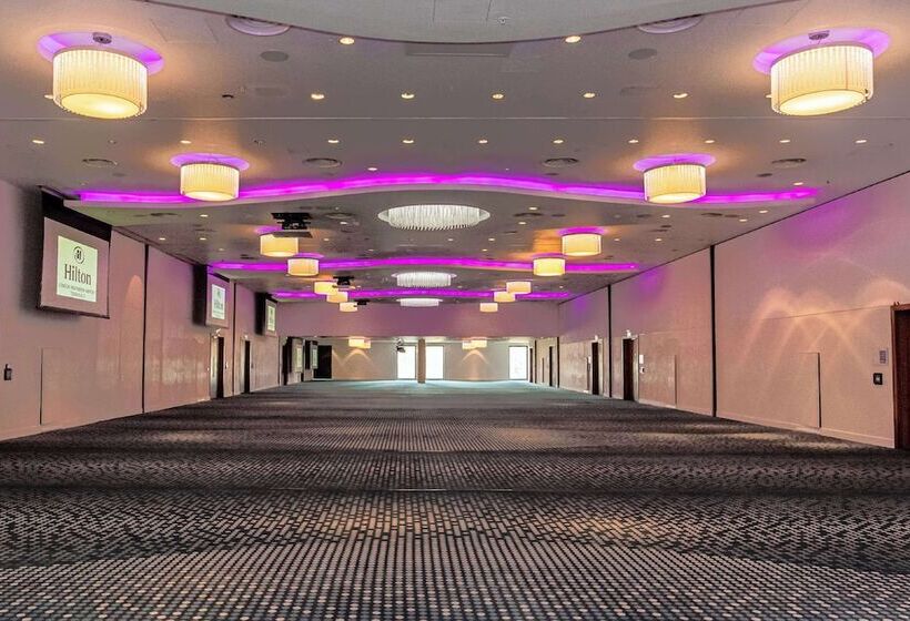 酒店 Hilton London Heathrow Airport Terminal 5