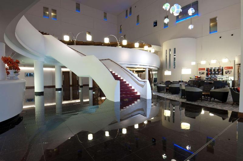 酒店 Hilton London Heathrow Airport Terminal 5