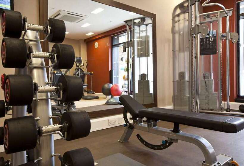 酒店 Hilton London Heathrow Airport Terminal 5