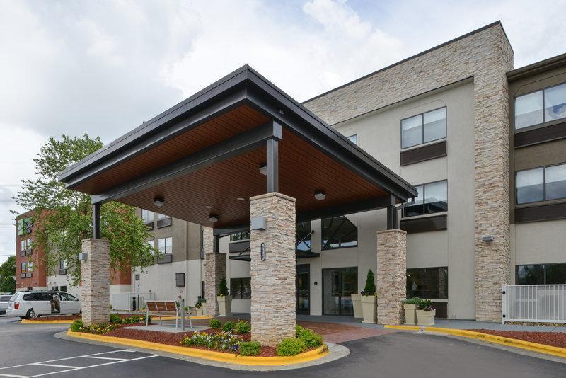 ホテル Holiday Inn Express & Suites Raleigh Ne   Medical Ctr Area, An Ihg