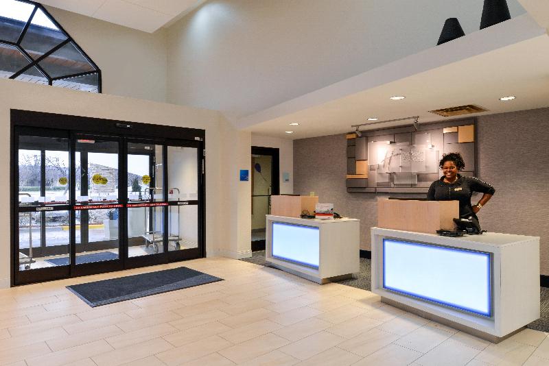 ホテル Holiday Inn Express & Suites Raleigh Ne   Medical Ctr Area, An Ihg