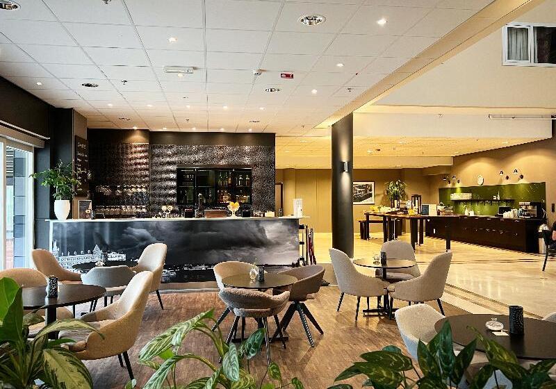 ホテル Solna Park &