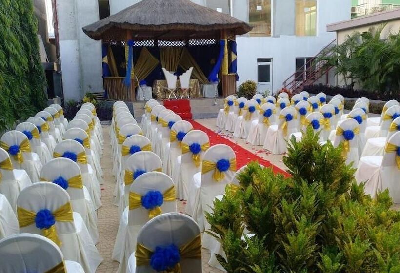 هتل Horizonte Novo