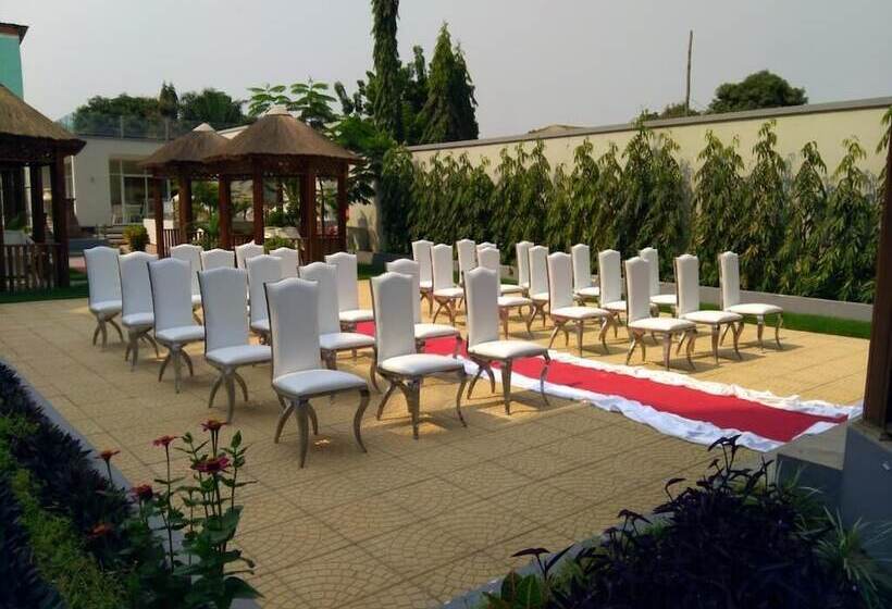 هتل Horizonte Novo