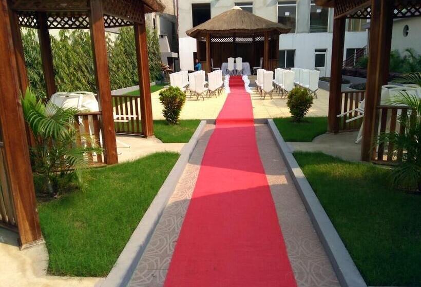 هتل Horizonte Novo