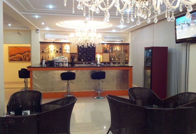 هتل Horizonte Novo